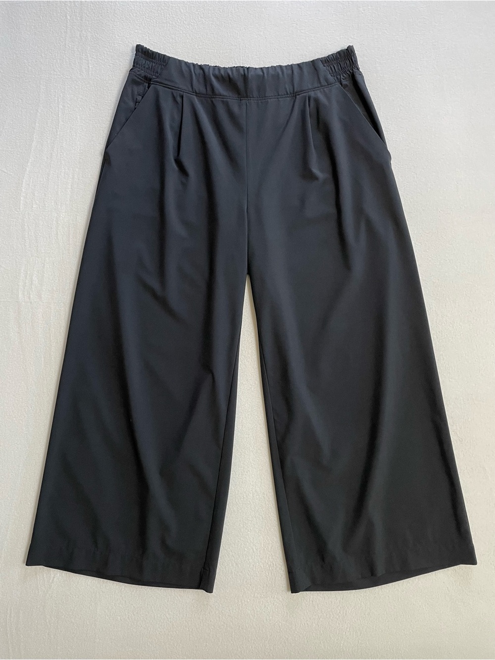 Athleta Brooklyn Wide Leg Crop Pants Black Elastic Waist Travel Athleisure - Picture 6 of 15